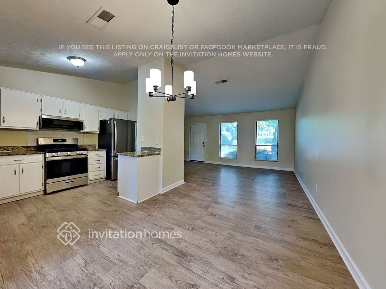 Building Photo - 939 Bermuda Ct