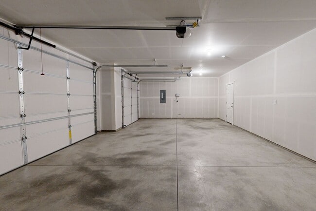 Building Photo - Home in Harvey Ranch Estates