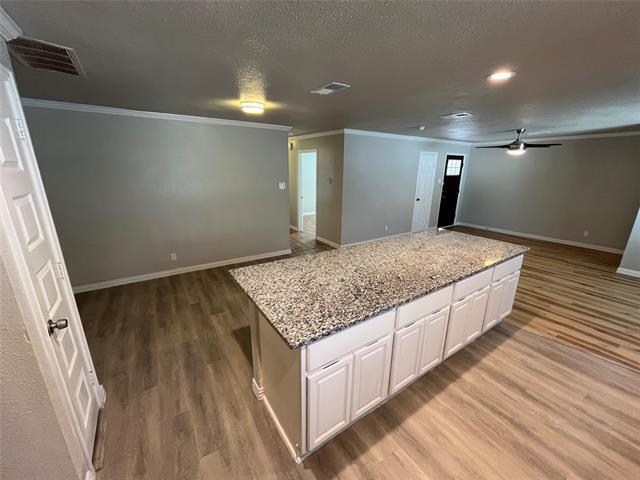 Building Photo - 3053 Rotan Ln