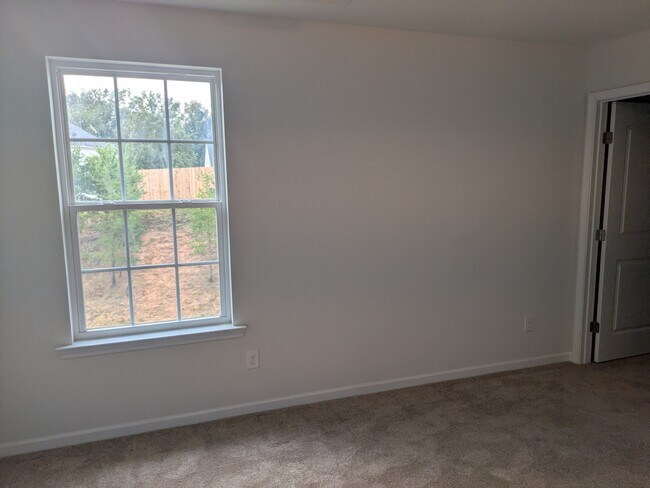 Building Photo - 2040 Perrin Ct