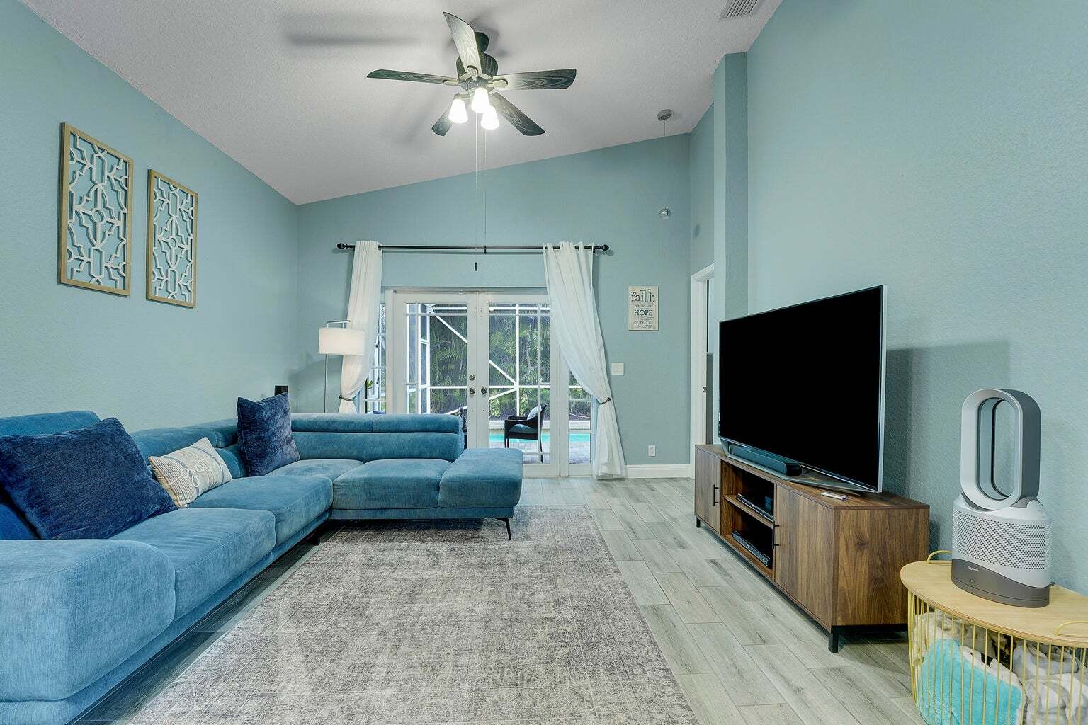 Building Photo - 5959 Durango Dr