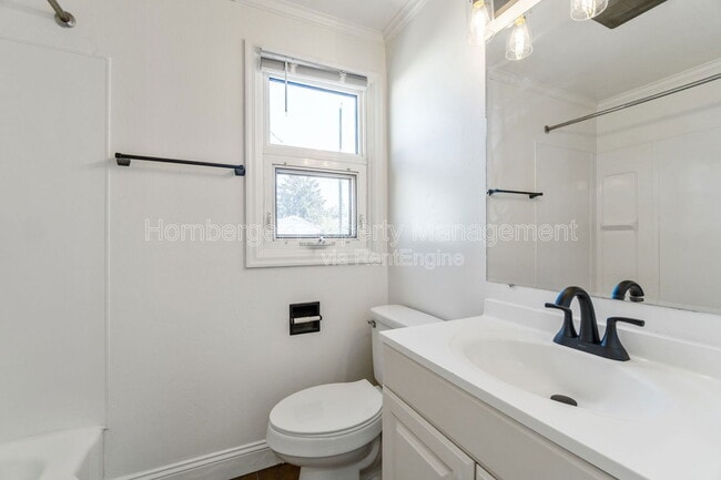 Building Photo - 4614 N Whitehouse St