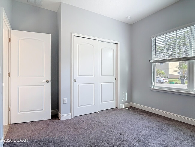 Building Photo - 5644 Estero Loop