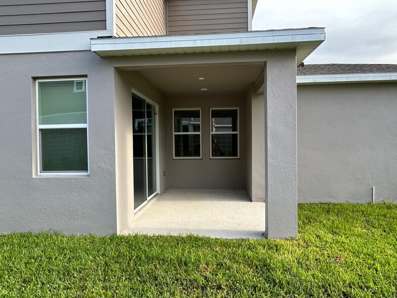 Building Photo - 2147 Sweet Honey Ln