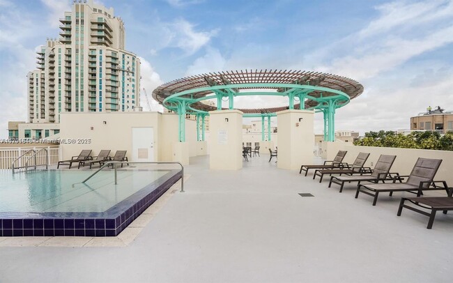 Building Photo - 7275 SW 89th St