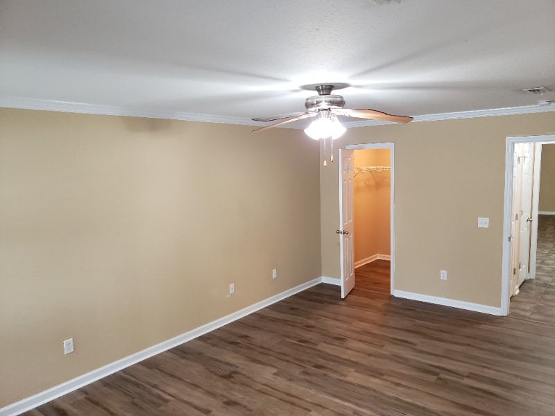 Building Photo - 120 Cody Dr