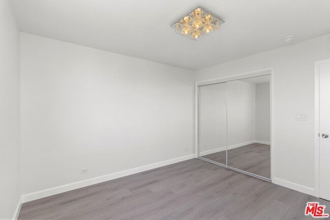 Building Photo - 10501 Wilshire Blvd