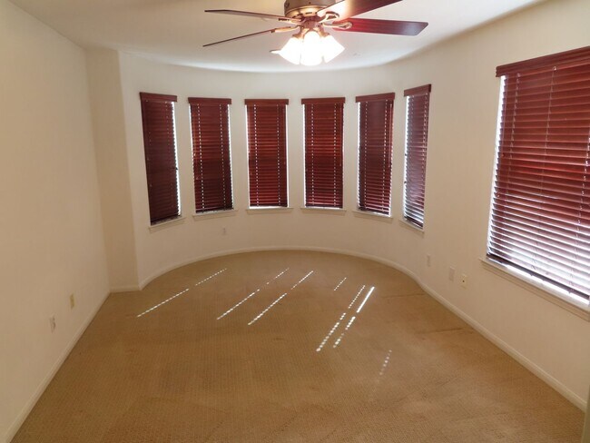 Building Photo - 3125 Harbor Ridge Ln