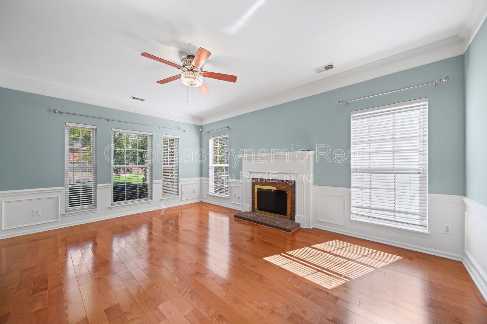 Building Photo - 2812 Redfield Dr