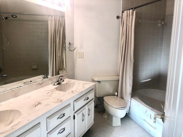 Building Photo - 4300 Hazel Ave