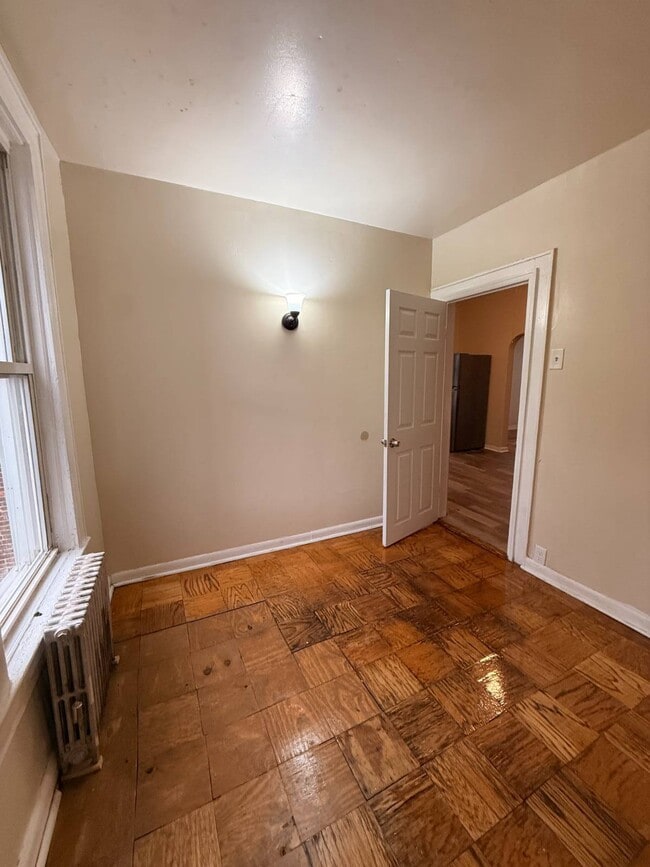 Building Photo - 2264 Pacific St