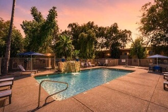Building Photo - Union Hills Estates
