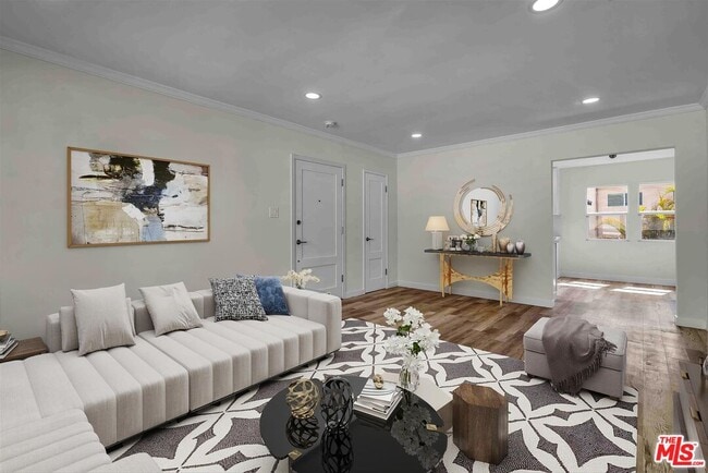 Building Photo - 11575 Riverside Dr