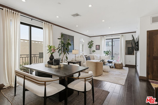 Building Photo - 500 Orlando Ave