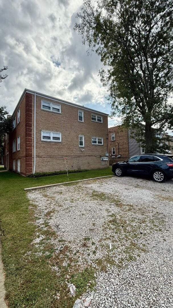 Building Photo - 8852 Bronx Ave