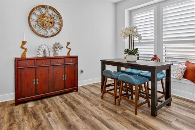 Building Photo - 14521 Walsh Ave