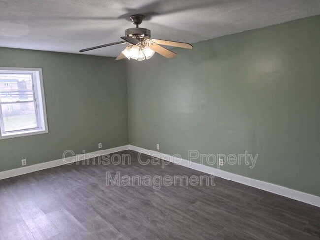 Building Photo - 177 E Main St