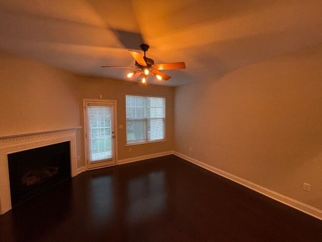 Building Photo - Prime North Raleigh Townhome with Dual Suites & Community Pool