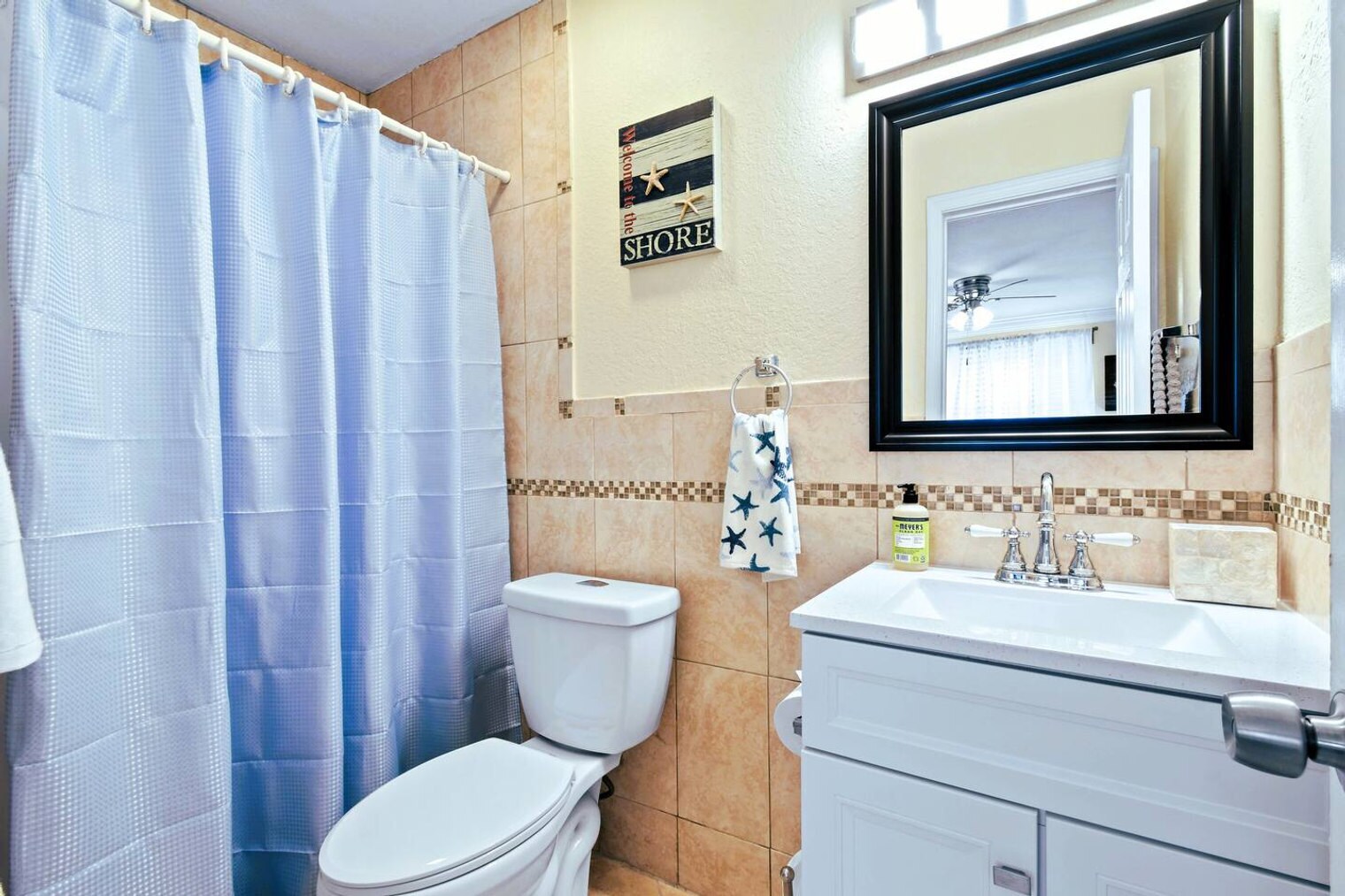 Building Photo - 3252 Florida Blvd