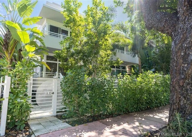 Building Photo - 619 Meridian Ave