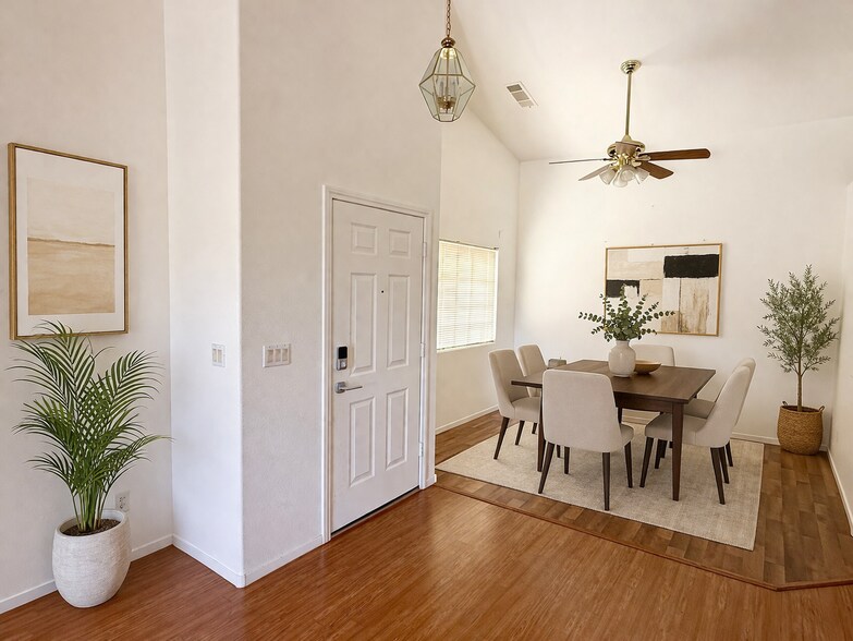 Building Photo - 618 Painted Cloud Pl