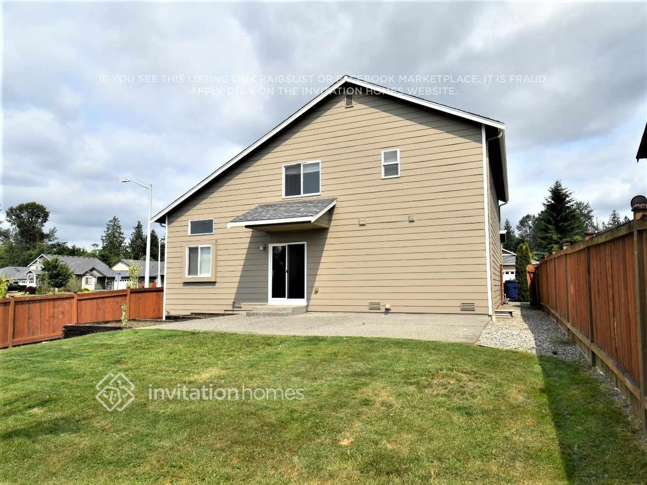 Building Photo - 17812 82nd Dr NE