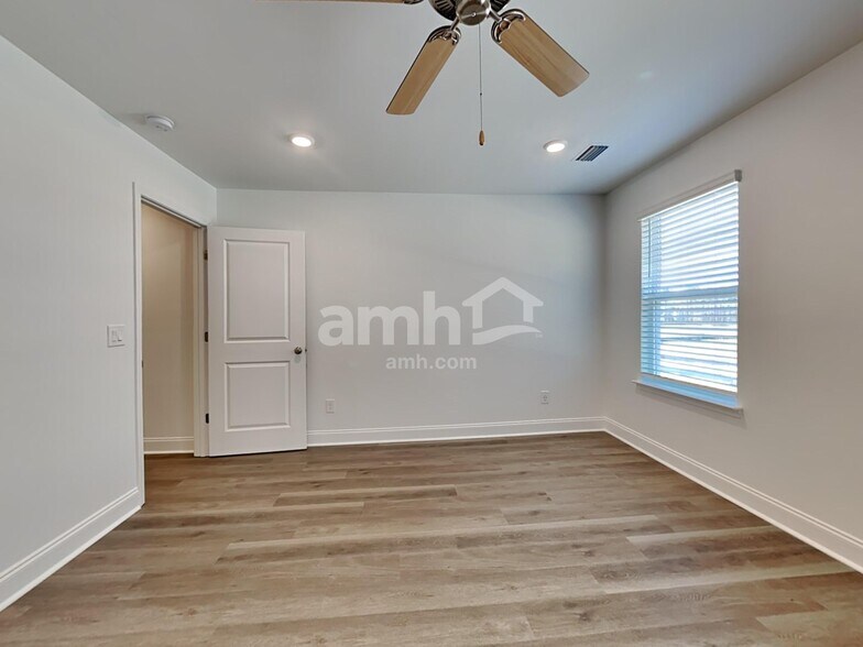 Building Photo - 563 Plumeria Ln