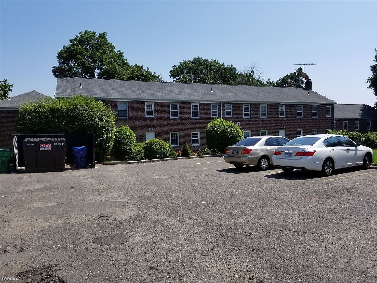 Building Photo - 16 Clarmore Dr