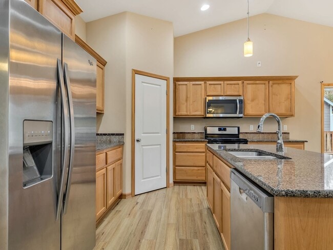 Building Photo - 1730 Pacific Ridge Ln