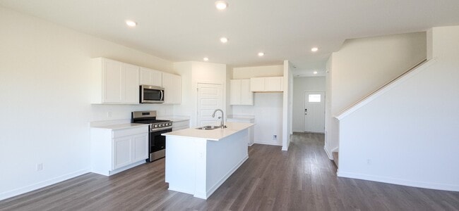 Building Photo - 4113 Viceroy St