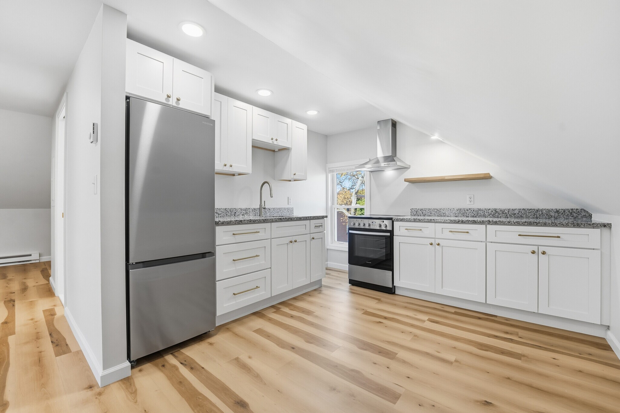 Building Photo - 22 Vernon St