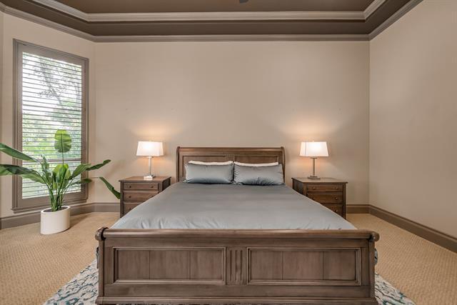 Building Photo - 6049 Arrowhead Dr