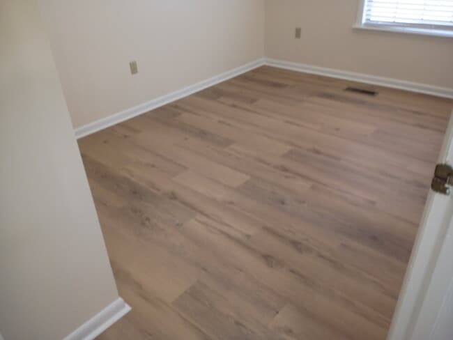 Building Photo - Townhouse for Rent