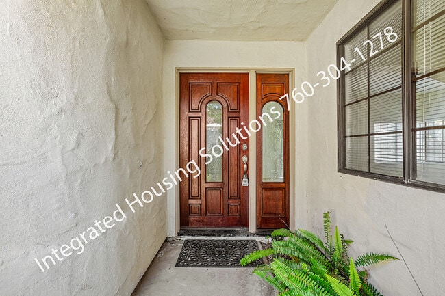 Building Photo - 3841 Violet Glen