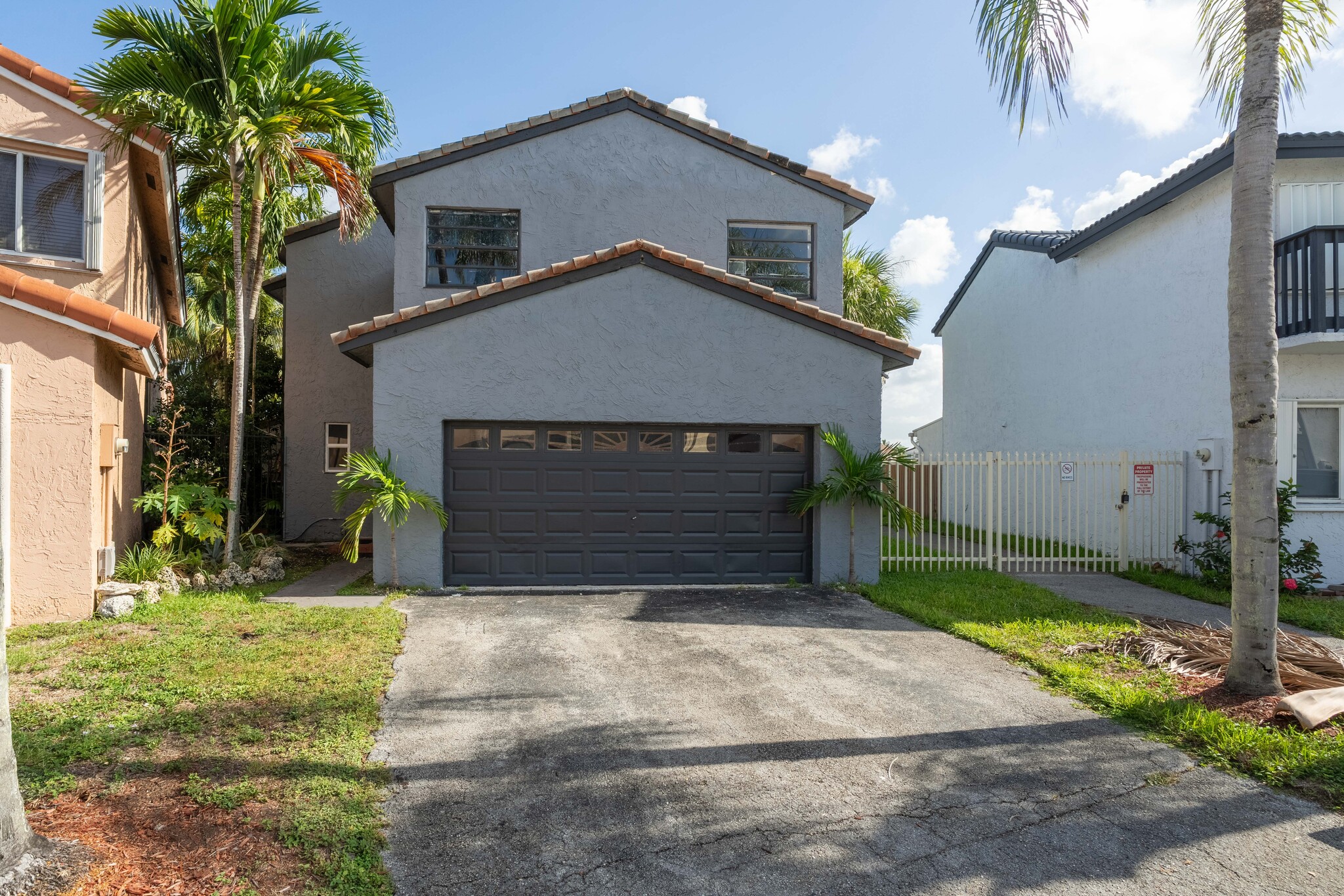 Building Photo - 1062 SW 135th Pl