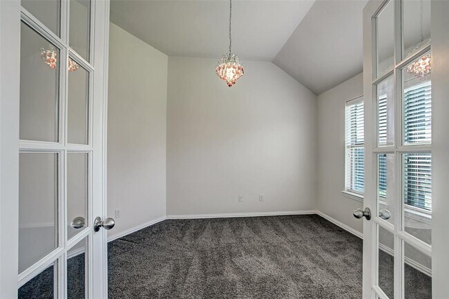 Building Photo - 26607 Grey Sparrow Dr