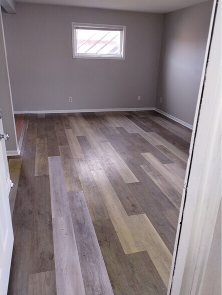 Building Photo - 4438 N 61st St