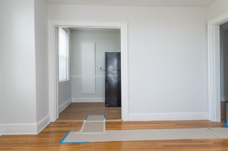 Building Photo - 119 Highland Ave