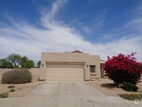 Building Photo - Cozy 3 bedroom home in Goodyear! Large bac...