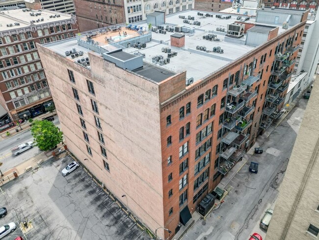Building Photo - 1113 Washington Ave