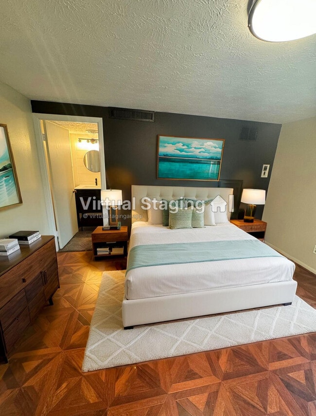 Building Photo - 120 S 38th Ave