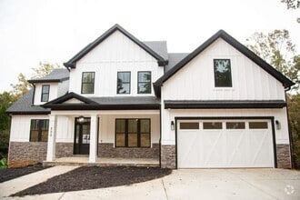 Building Photo - 200 Towne Overlook Dr