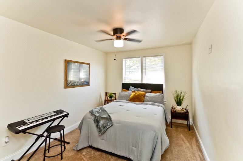 Building Photo - 94 Galveston Pl SW