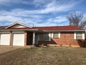 Building Photo - 3 bedroom home for rent in SW OKC,  - granite counter-tops! new stainless gas range and new dishw...