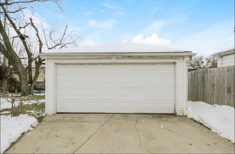 Building Photo - 129 E Central Ave