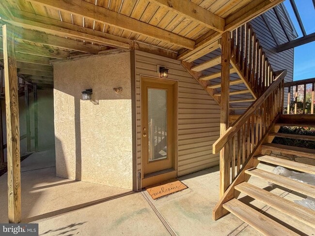 Building Photo - 814 Pritchard Pl