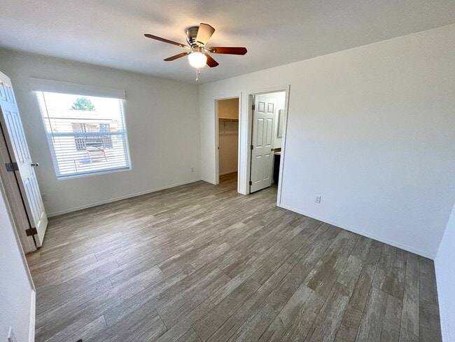 Building Photo - Great 2 Bedroom, 2 Bathroom Home!