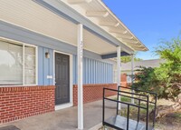 Building Photo - 2713 Duncan Dr
