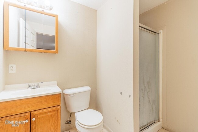 Building Photo - 104 College Dr