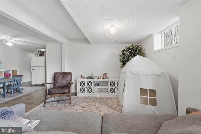 Building Photo - 8414 Danford Ct